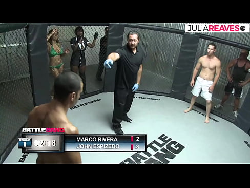 ❤️ Ultimate Fighter akimtosa msichana nambari baada ya pigano ulingoni Ponografia yenye ubora ﹏
