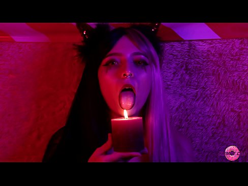 ❤️ Blowjob ya Shauku kutoka kwa Sexy Succubus yenye Utimilifu wa Kinywa Ponografia yenye ubora ﹏